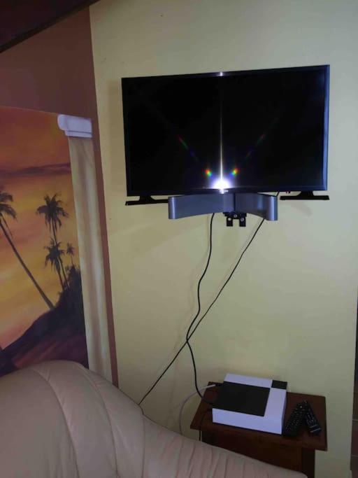 Appartamento Beautiful Arpartment For 2 Deshaies Esterno foto